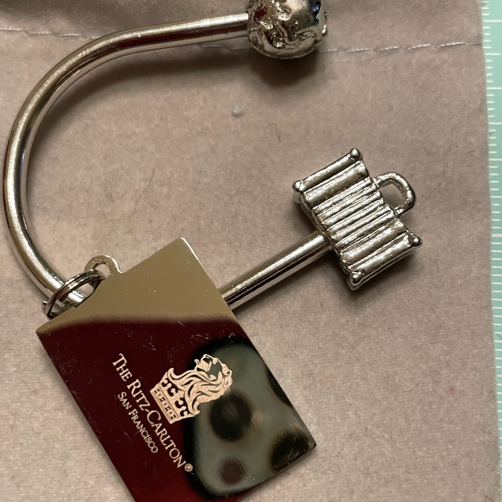 Ritz Carlton Travel keychain